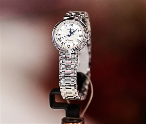 天梭日期怎么往回调